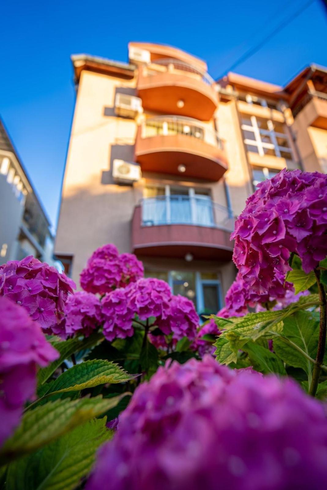 Ar Luxury Apartments Ravda Exterior photo